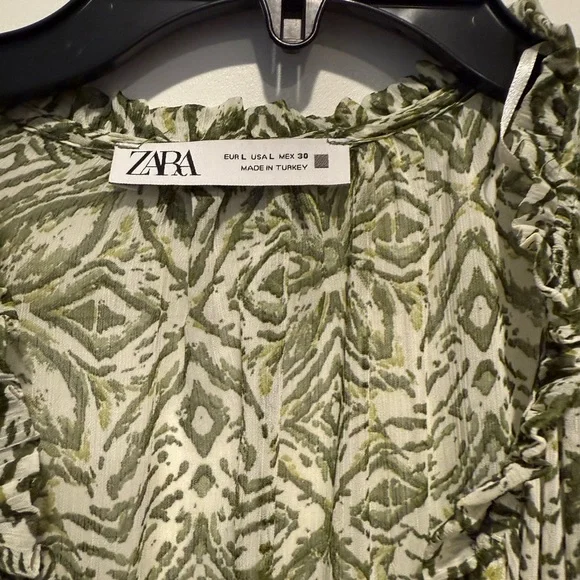 ZARA OLIVE PATTERNED RUFFLE DRESS SIZE LARGE - Picture 4 of 4